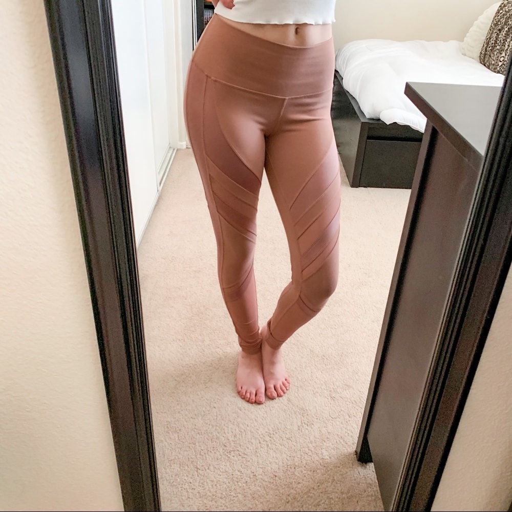 Alo Yoga Leggings